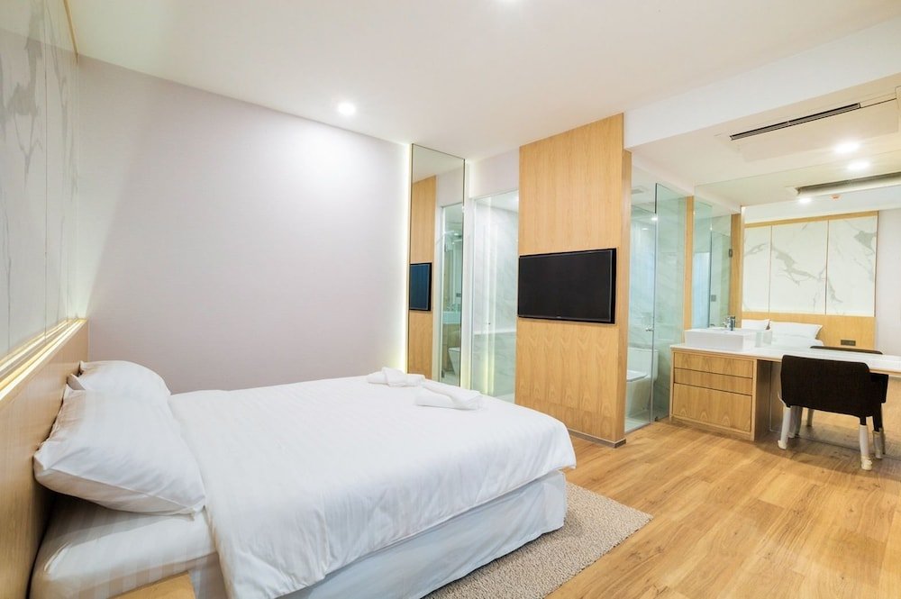 Artino Hotel Room Type - Standard Double Room