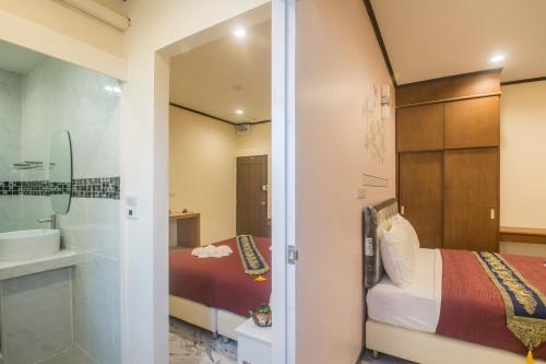 Cana Boutique Hotel - Tap to explore photos
