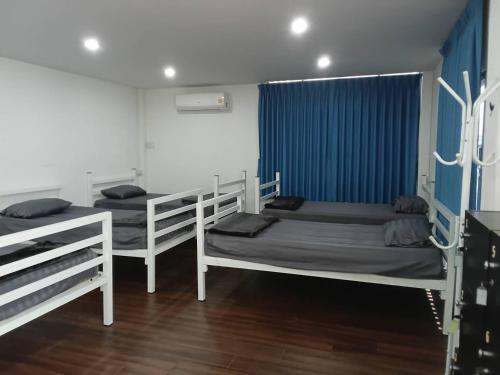 Happy Home Hostel Suvarnabhumi - Tap to explore photos