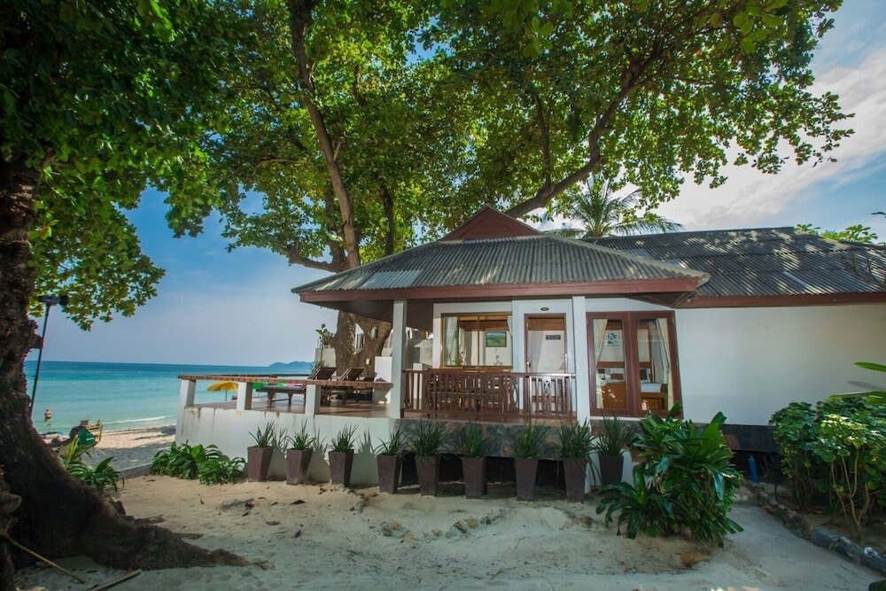 Long Beach Lodge Room Type - Bungalow, Beachfront