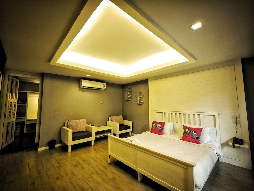 Paragon Inn Room Type - Family Room