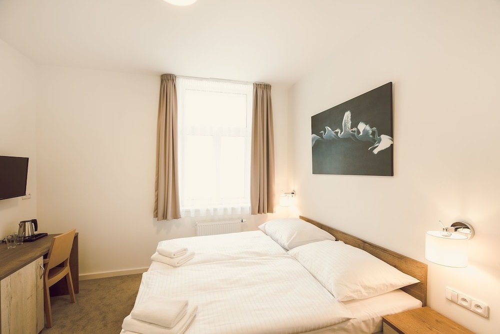 King's Residence Room Type - Comfort Double Room
