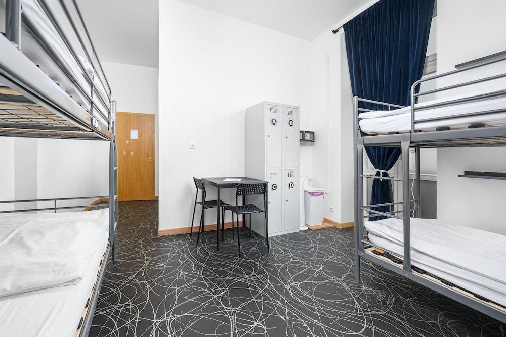 Wellness Rooms Central Room Type - Comfort Quadruple Room, Non Smoking, City View Wellness Rooms Central Room Type - Comfort Quadruple Room, Non Smoking, City View