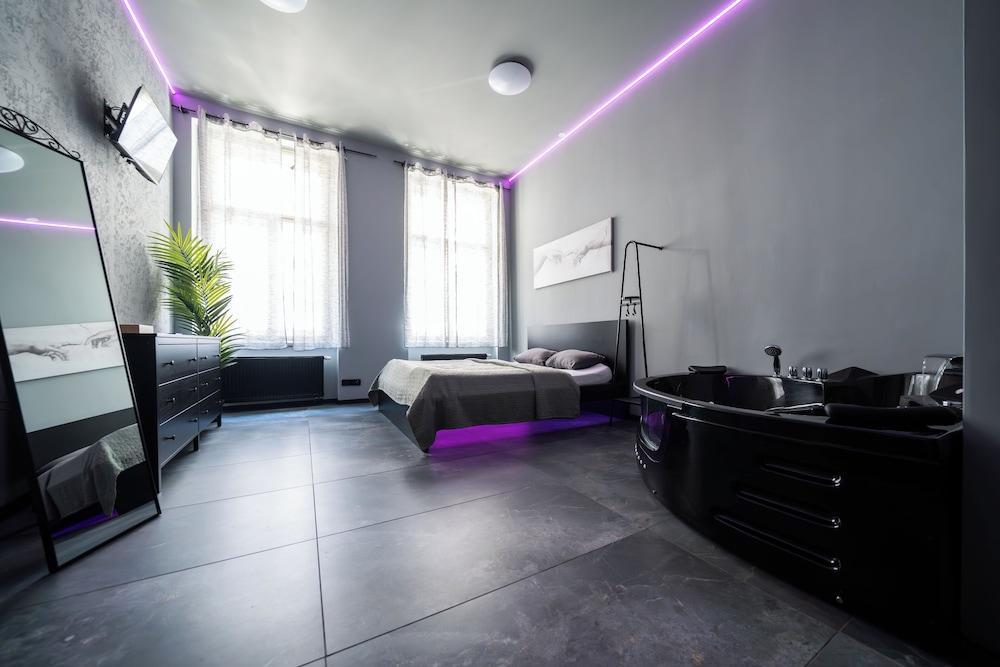 Wellness Rooms Central Room Type - Deluxe Double Room, Non Smoking, City View Wellness Rooms Central Room Type - Deluxe Double Room, Non Smoking, City View