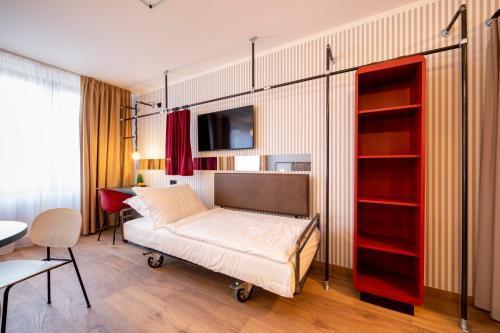 Miss Sophie's Downtown Room Type - Triple Room with Private Bathroom