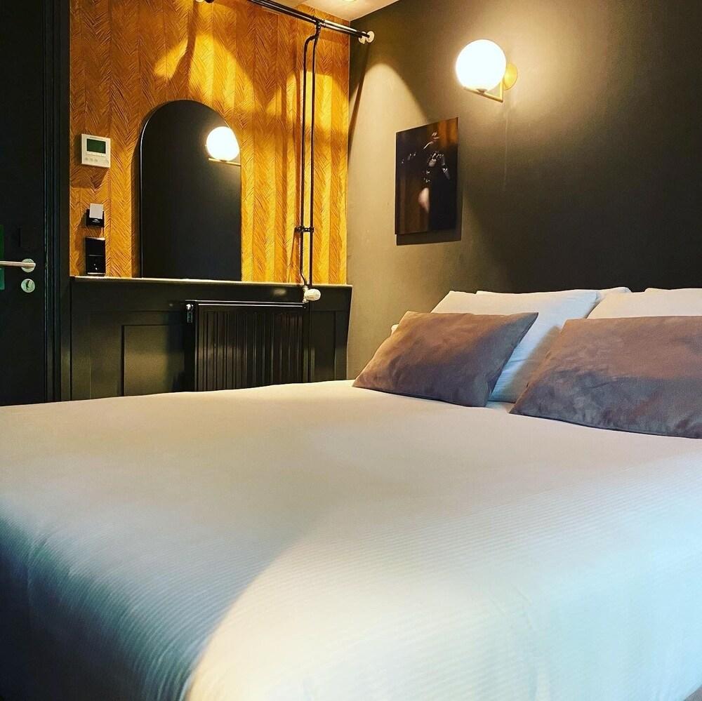 Hotel Frank since 1666 Room Type - Standard Double Room
