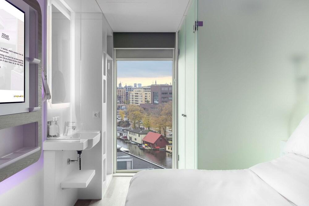 YOTEL Amsterdam - Tap to explore photos