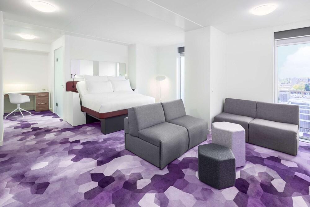 YOTEL Amsterdam Room Type - VIP Junior Suite