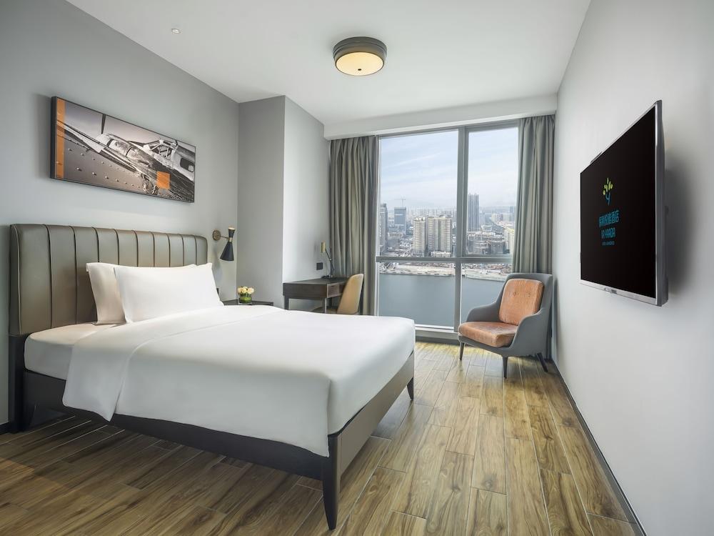La Yarda Hotel Guangzhou - Free Shuttle Bus Available during Canton Fair Period Room Type - Superior Apartment Double Bed Room