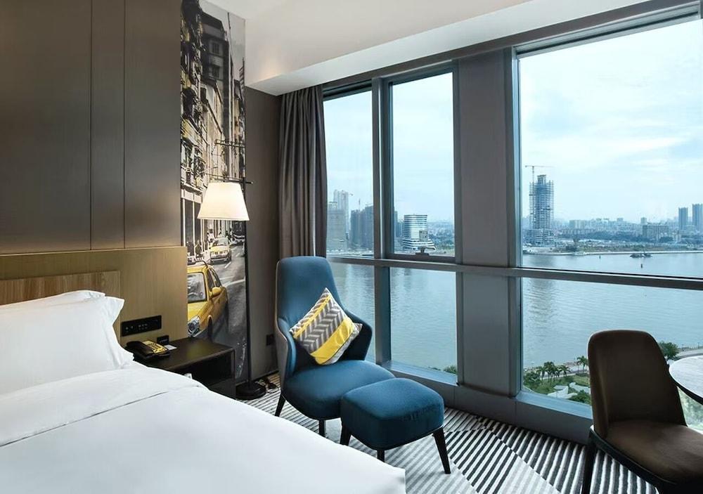 La Yarda Hotel Guangzhou - Free Shuttle Bus Available during Canton Fair Period Room Type - Deluxe Twin Bed Room with River View