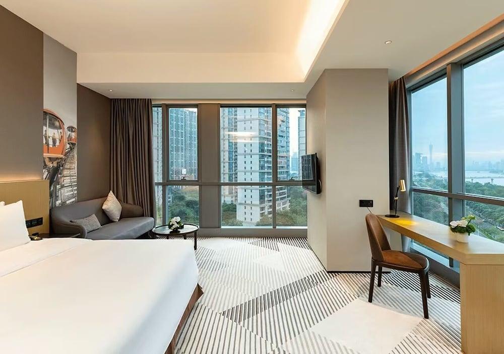 La Yarda Hotel Guangzhou - Free Shuttle Bus Available during Canton Fair Period Room Type - Deluxe King Bed Room with Tower View