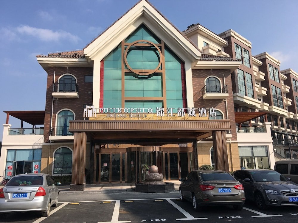 Metropolo Jinshanzui Village Hotel - Tap to explore photos