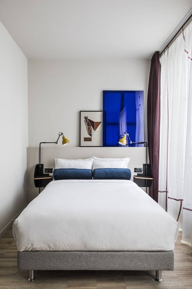 Le Grand Quartier Room Type - Basic Double Room (XS Cocoon)