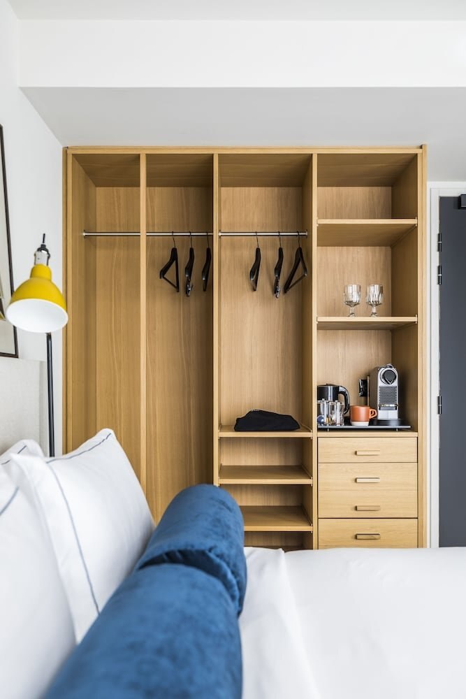 Le Grand Quartier Room Type - Basic Double Room (Chambre Cosy double King size)