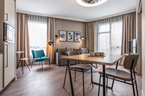 Aparthotel Adagio Paris Nation - Tap to explore photos