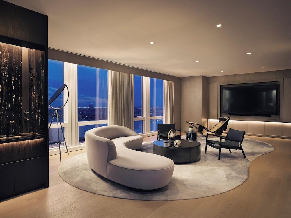 Equinox Hotel New York Room Type - Suite (Equinox Penthouse)