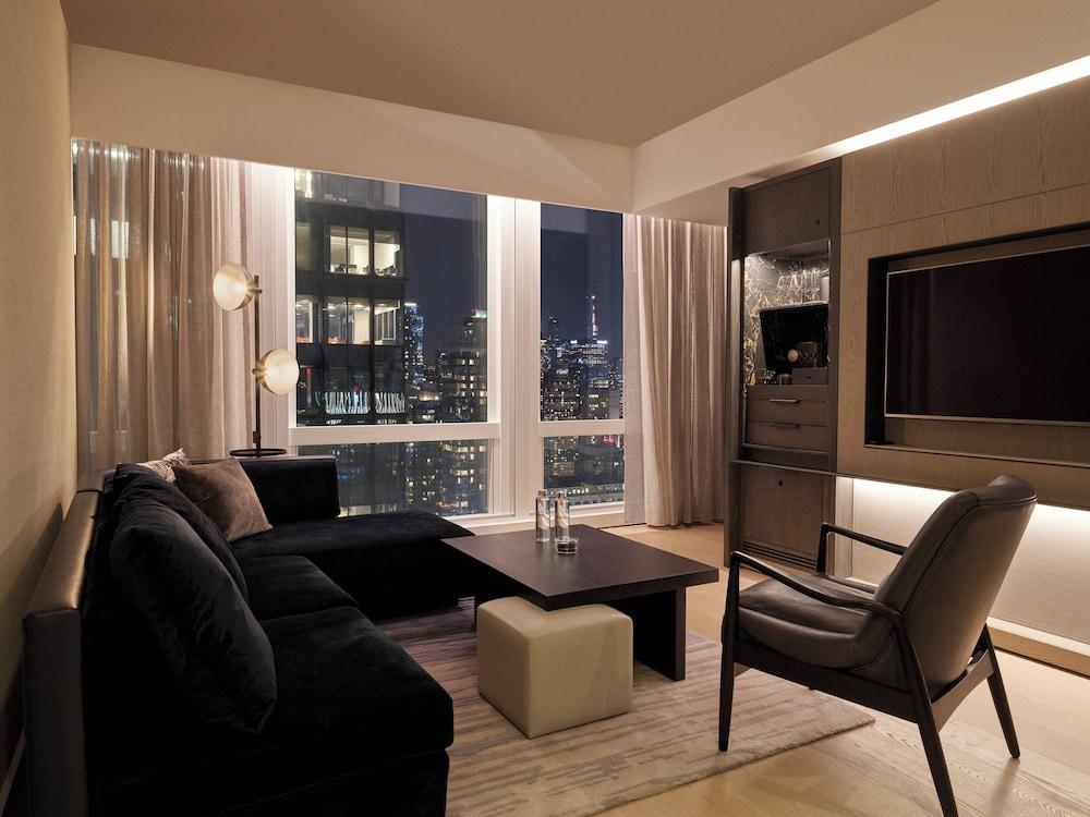 Equinox Hotel New York