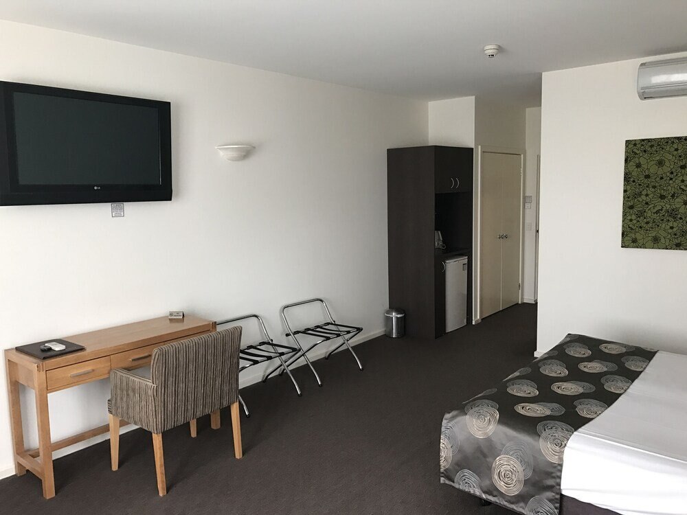 Mornington Hotel Room Type - Standard Suite