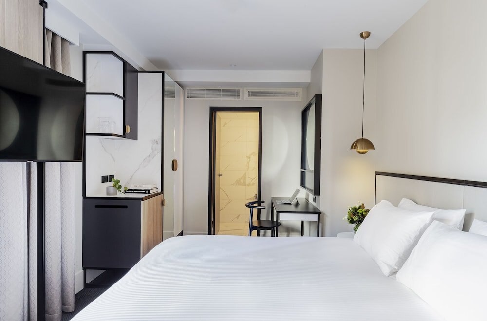 Brady Hotels Jones Lane Room Type - Business