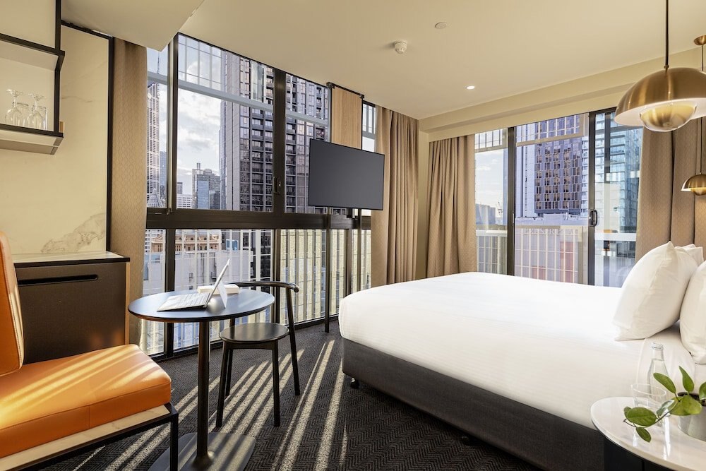 Brady Hotels Jones Lane Room Type - Balcony