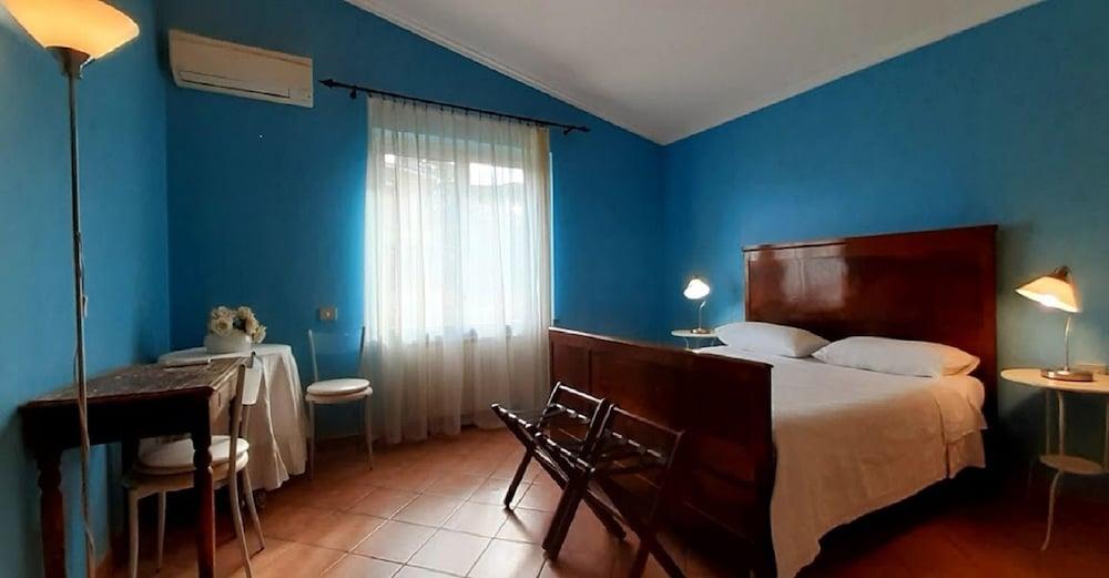 Fabiola Bed & Breakfast Room Type - Comfort Double Room, 1 Queen Bed, Private Bathroom