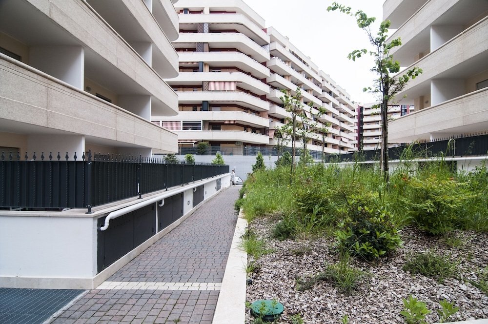 Fonte Laurentina Apartments