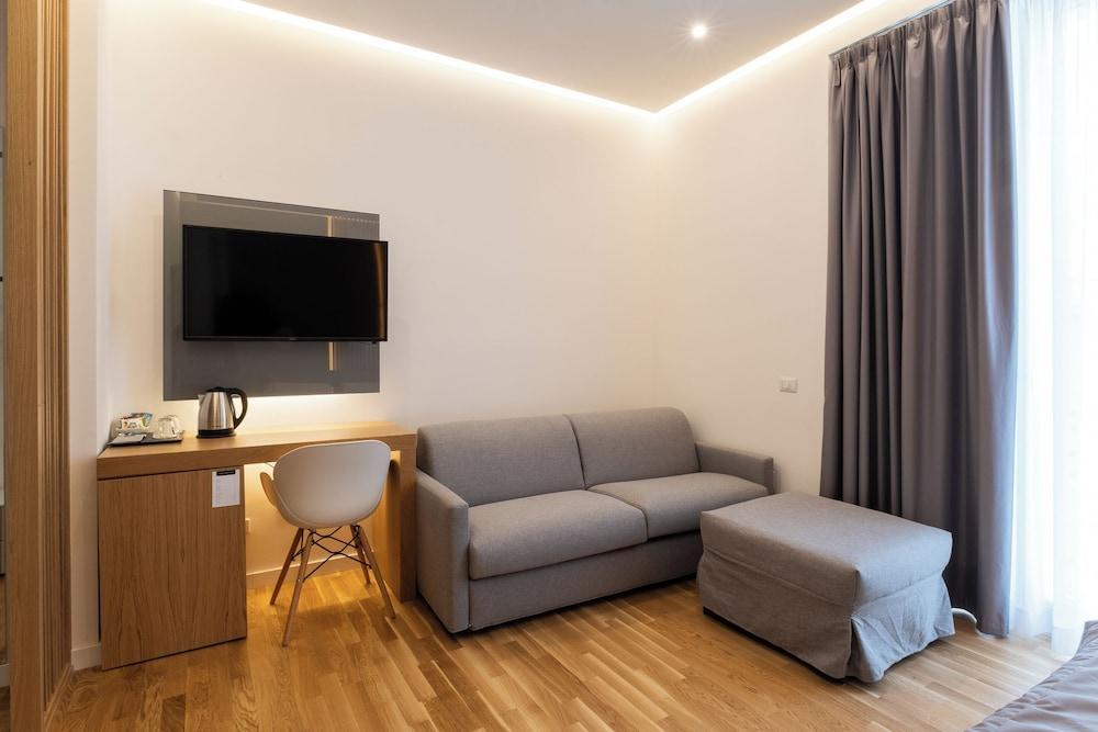 Concept Terrace Hotel Room Type - Deluxe Quadruple Room, Balcony