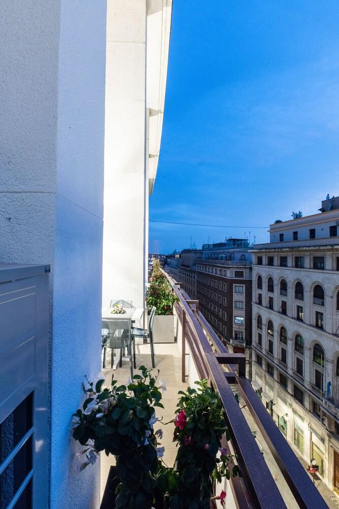 Concept Terrace Hotel - Tap to explore photos