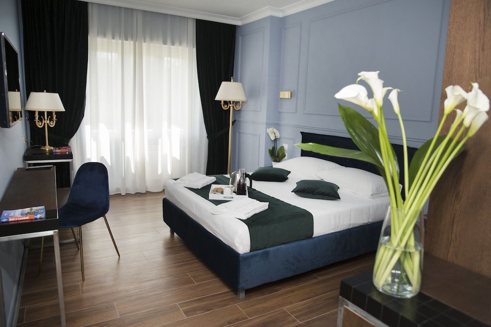 Unicum Roma Suites Room Type - Deluxe Double Room