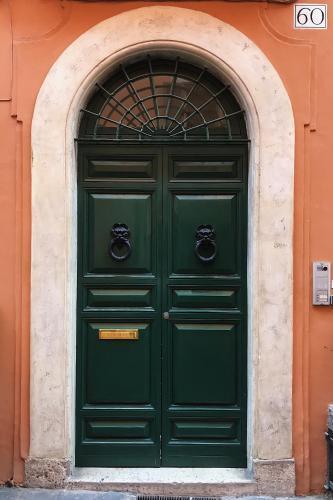 Naman Hotellerie Via Margutta - Tap to explore photos