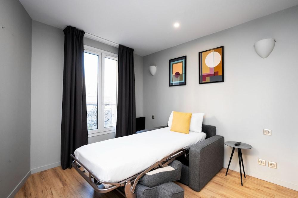 Staycity Aparthotels Paris Gare de l'Est - Tap to explore photos