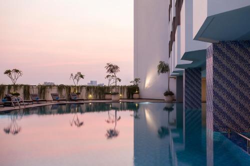 Mercure Jakarta Batavia - Tap to explore photos