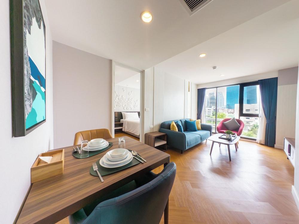Amanta Hotel & Residence Sathorn - Tap to explore photos