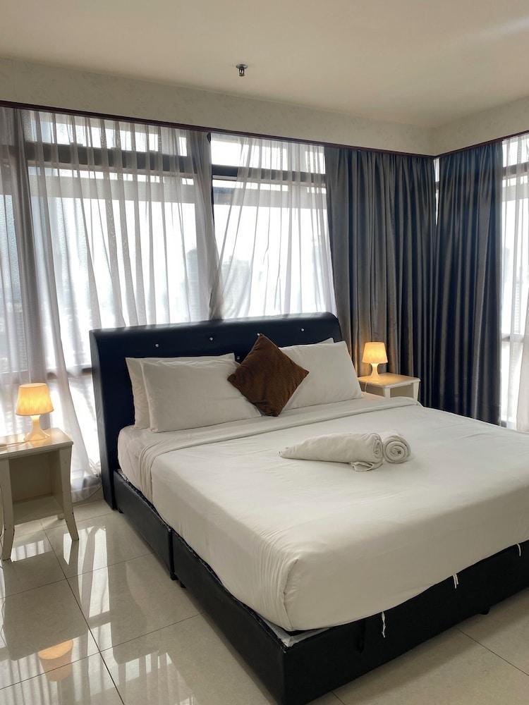 Eastern Suites at Times Square KL Room Type - Deluxe Suite, 2 Bedrooms