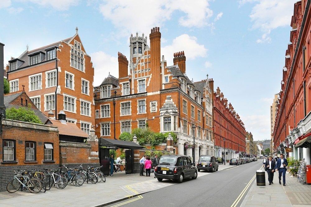 Bond Street Apartments