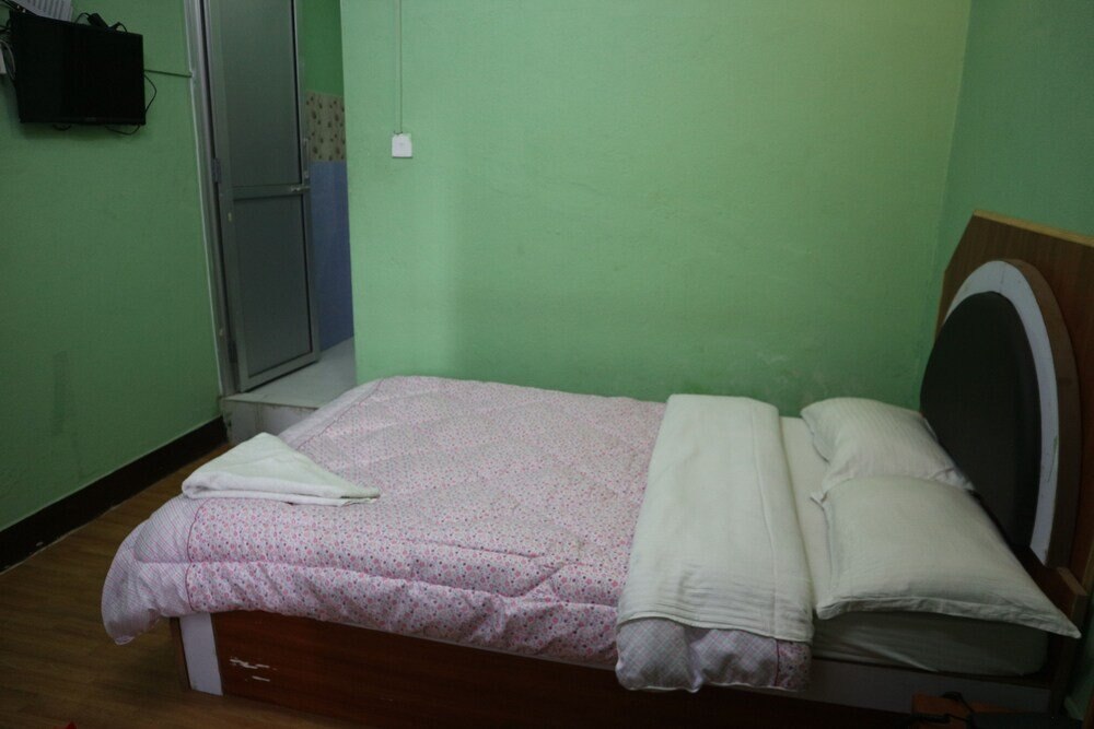 Hotel Peace Mountain Room Type - Deluxe Double Room, Non Smoking, City View
