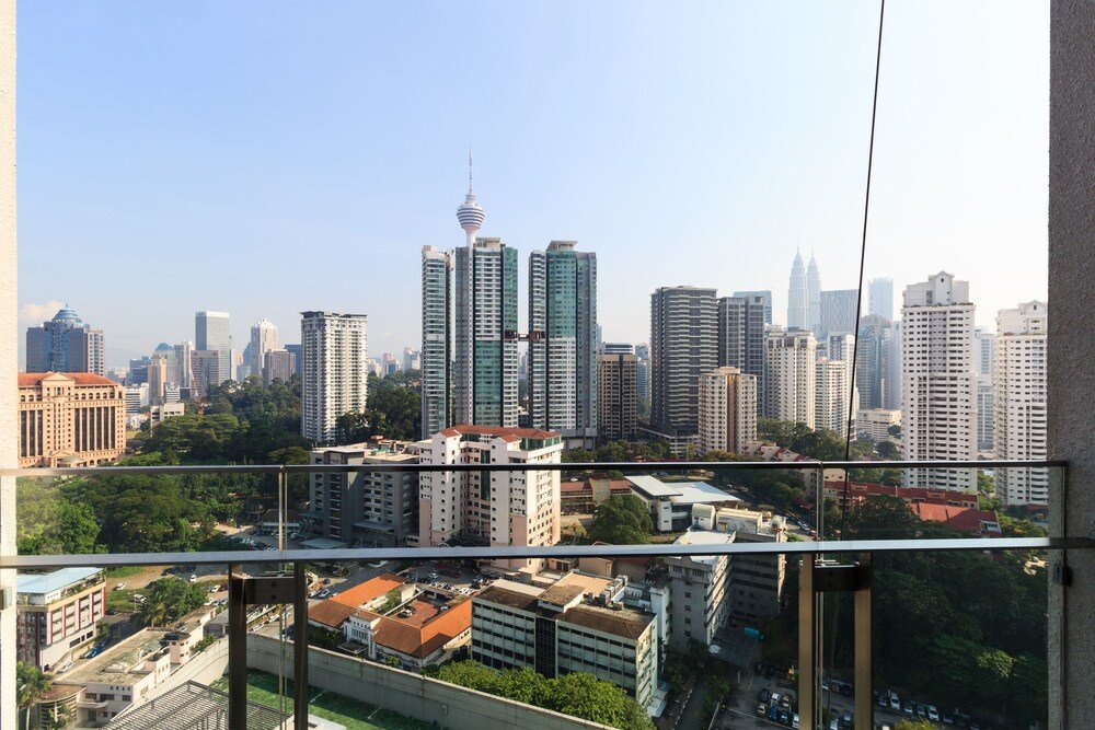 Robertson Residences at Bukit Bintang - Tap to explore photos