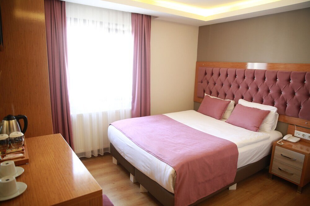 Hotel Black Pearl Room Type - Standard Double or Twin Room