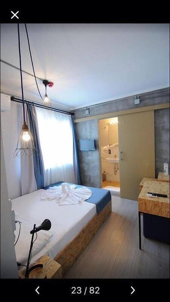 Taksim Safe House - Tap to explore photos