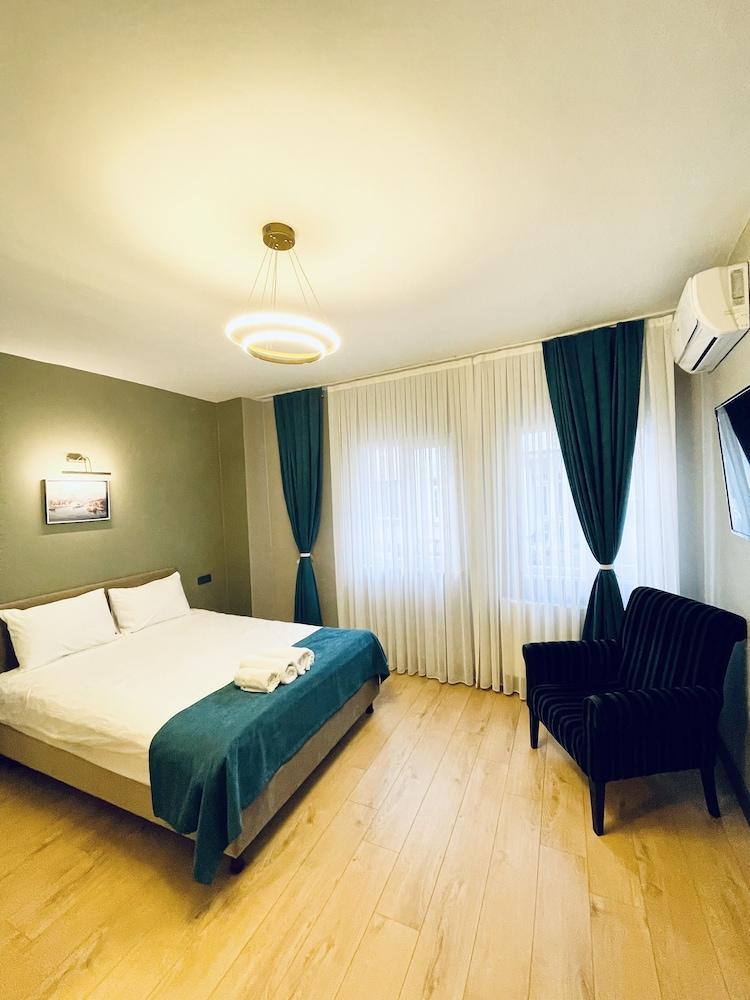 Puffin Suites & Rooms Room Type - Superior Double Room