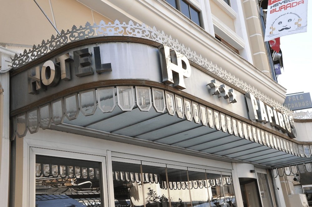 Grand Papirus Hotel - Tap to explore photos