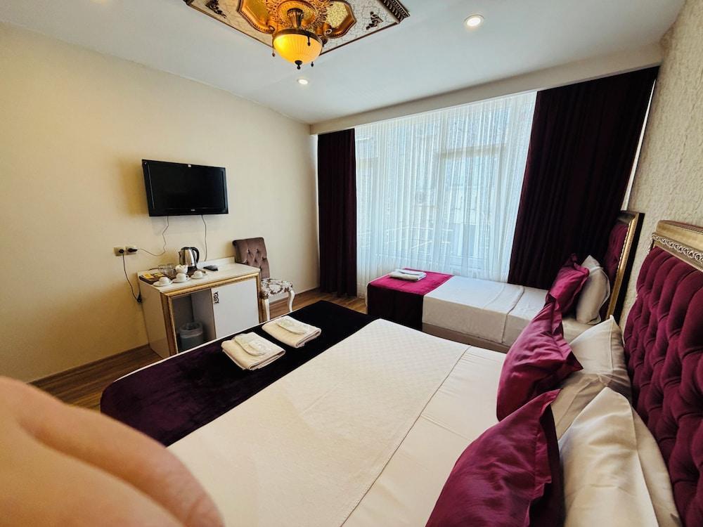 Marmara Deluxe Hotel Room Type - Economy Triple Room
