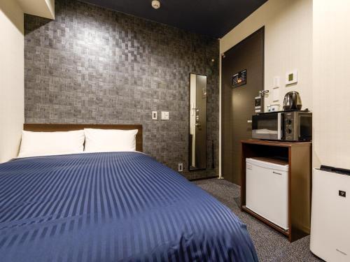 Hotel Livemax Asakusabashi Station Room Type - Double Room with Small Double Bed - Smoking Hotel Livemax Asakusabashi Station Room Type - Double Room with Small Double Bed - Smoking