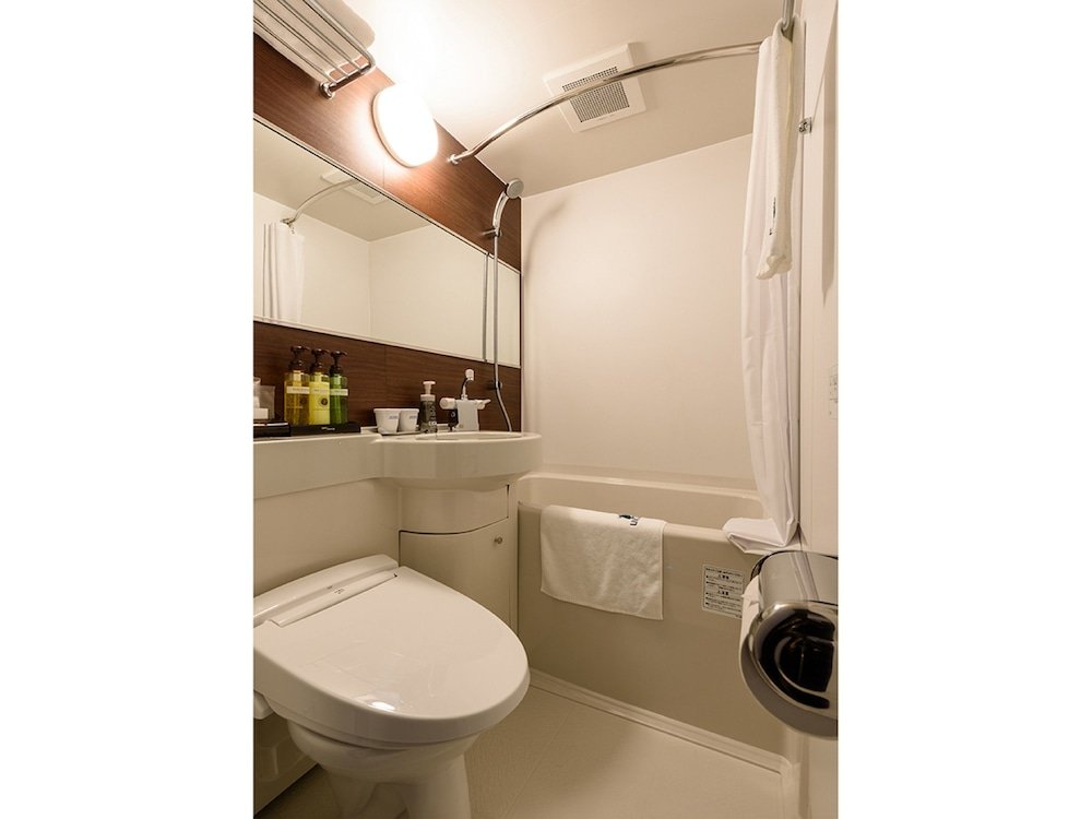 Hotel Livemax Asakusabashi Station - Tap to explore photos