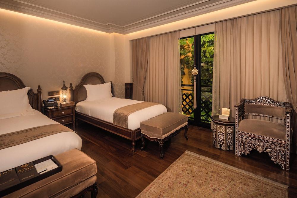 AJWA Sultanahmet Room Type - Deluxe Twin Room with Vertical Greenery View AJWA Sultanahmet Room Type - Deluxe Twin Room with Vertical Greenery View