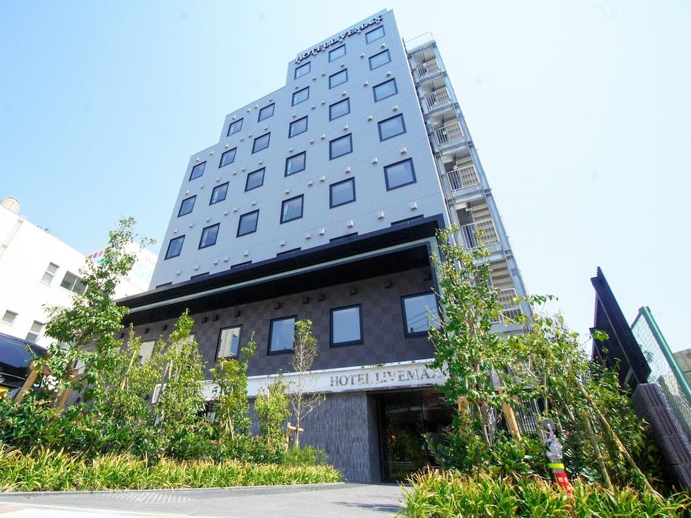 HOTEL LiVEMAX Tokyo Shiomi Ekimae - Tap to explore photos