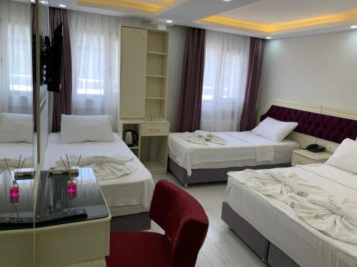 Taksim Diamond Hotel - Tap to explore photos