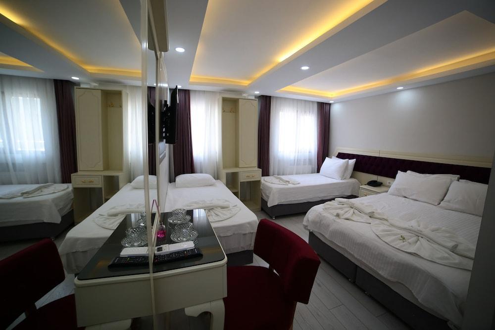 Taksim Diamond Hotel Room Type - Standard Triple Room