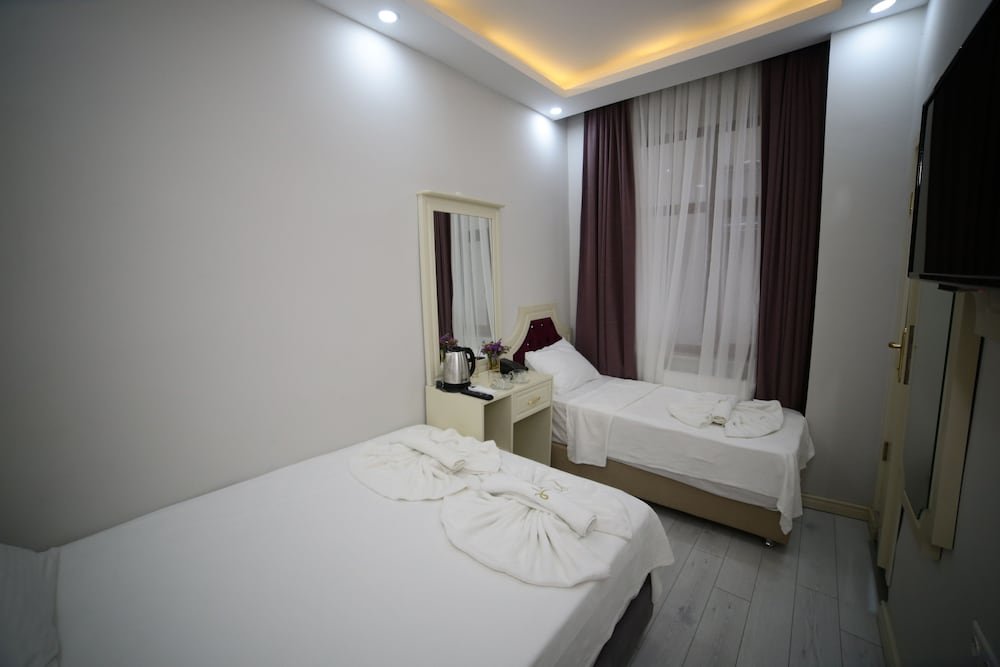 Taksim Diamond Hotel Room Type - Economy Triple Room