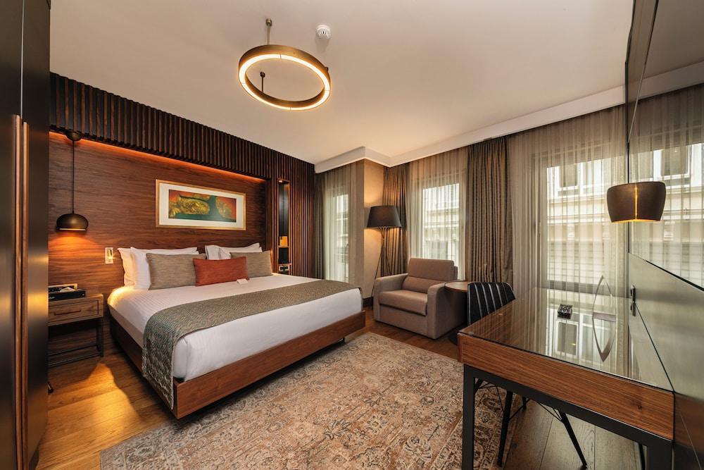 Levni Plus Hotel Room Type - Family Room, Connecting Rooms